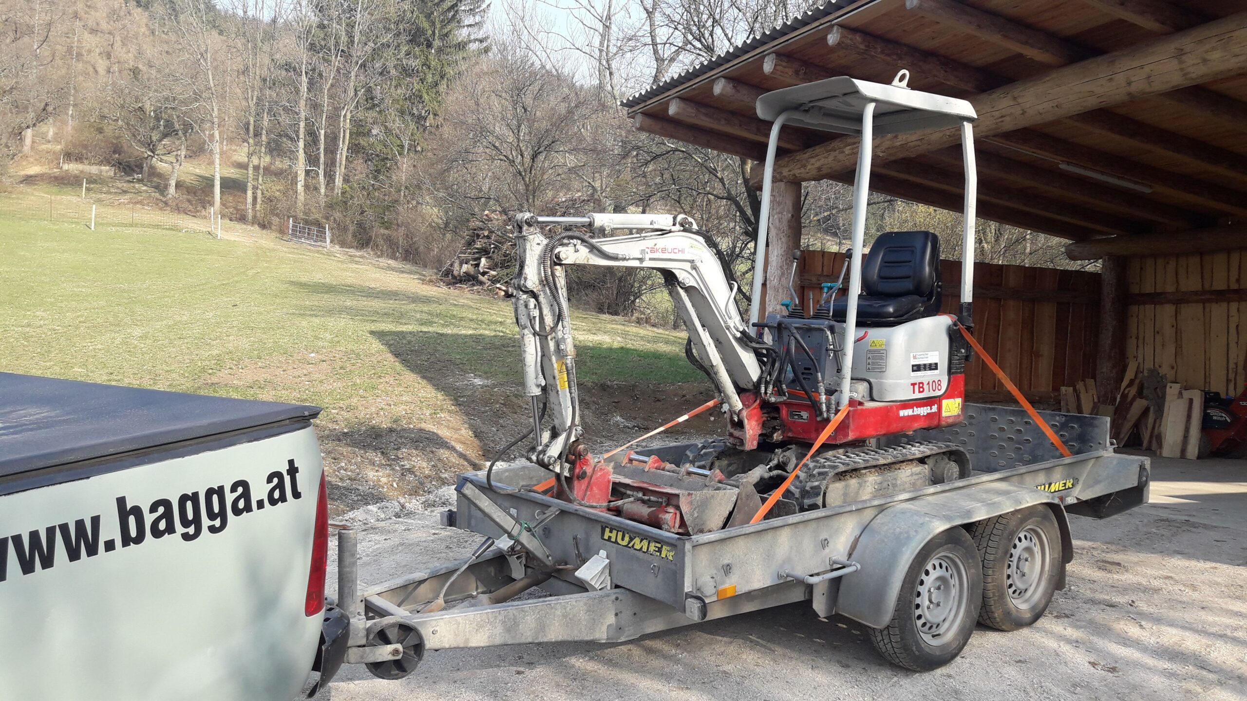 takeuchi_tb108_2